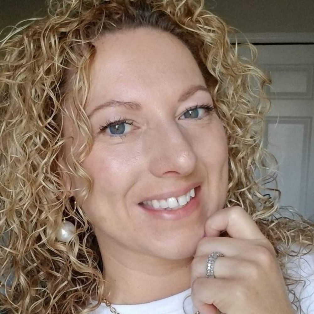 Meet your Posher, Stacy